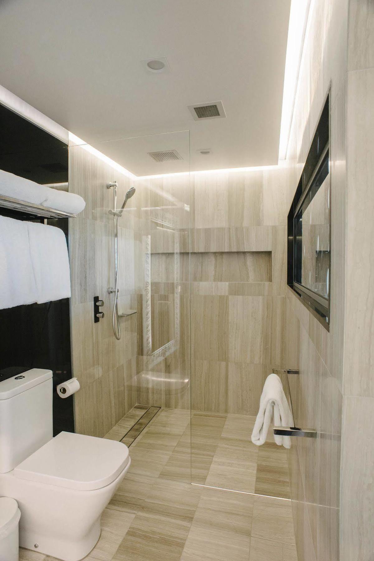 Hotel The Inchcolm By Ode Brisbane